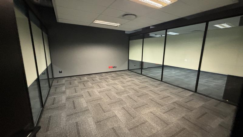 To Let commercial Property for Rent in Paarden Eiland Western Cape